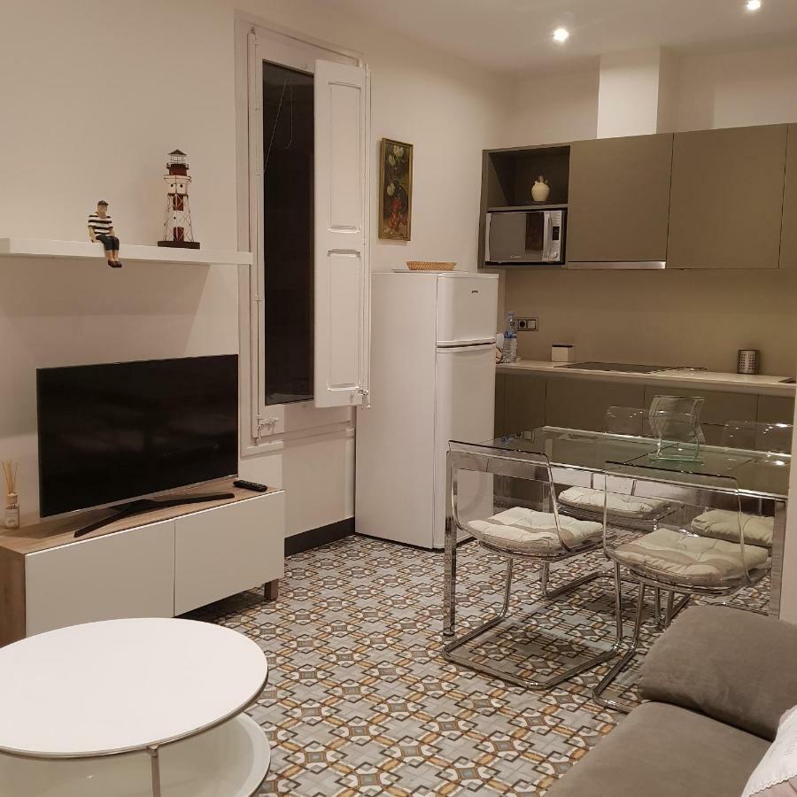 Apartamentos Nouvilas ปอร์ตเบา ภายนอก รูปภาพ